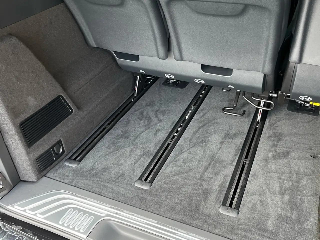 Mercedes-Benz V 300 d Exclusive 4x4 XL AMG AIRMATIC LUXUSSITZE 7