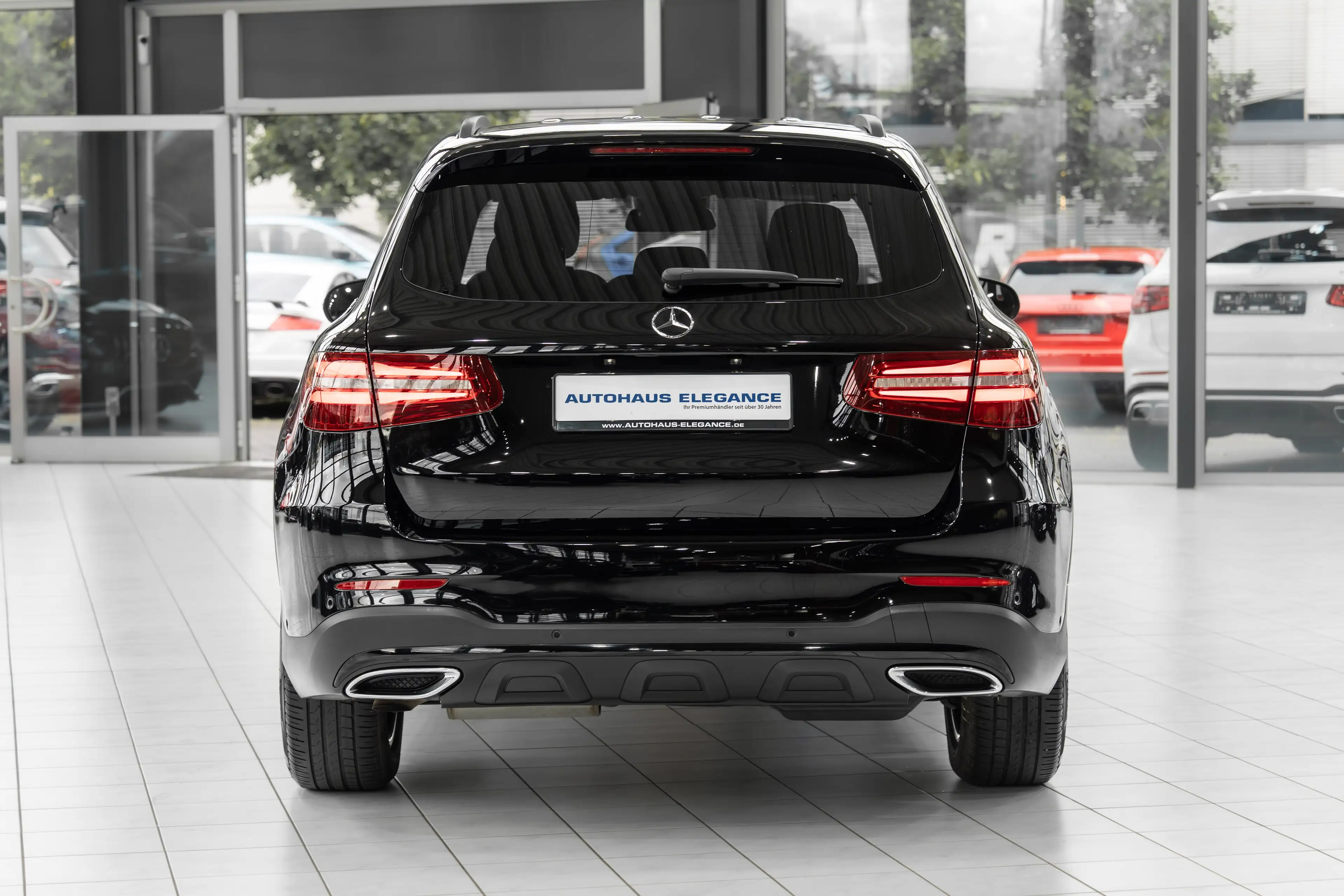 Mercedes-Benz GLC 350 d 4Matic*AMG-LINE*NIGHT.PAKET*1.HAND*LED — photo 6
