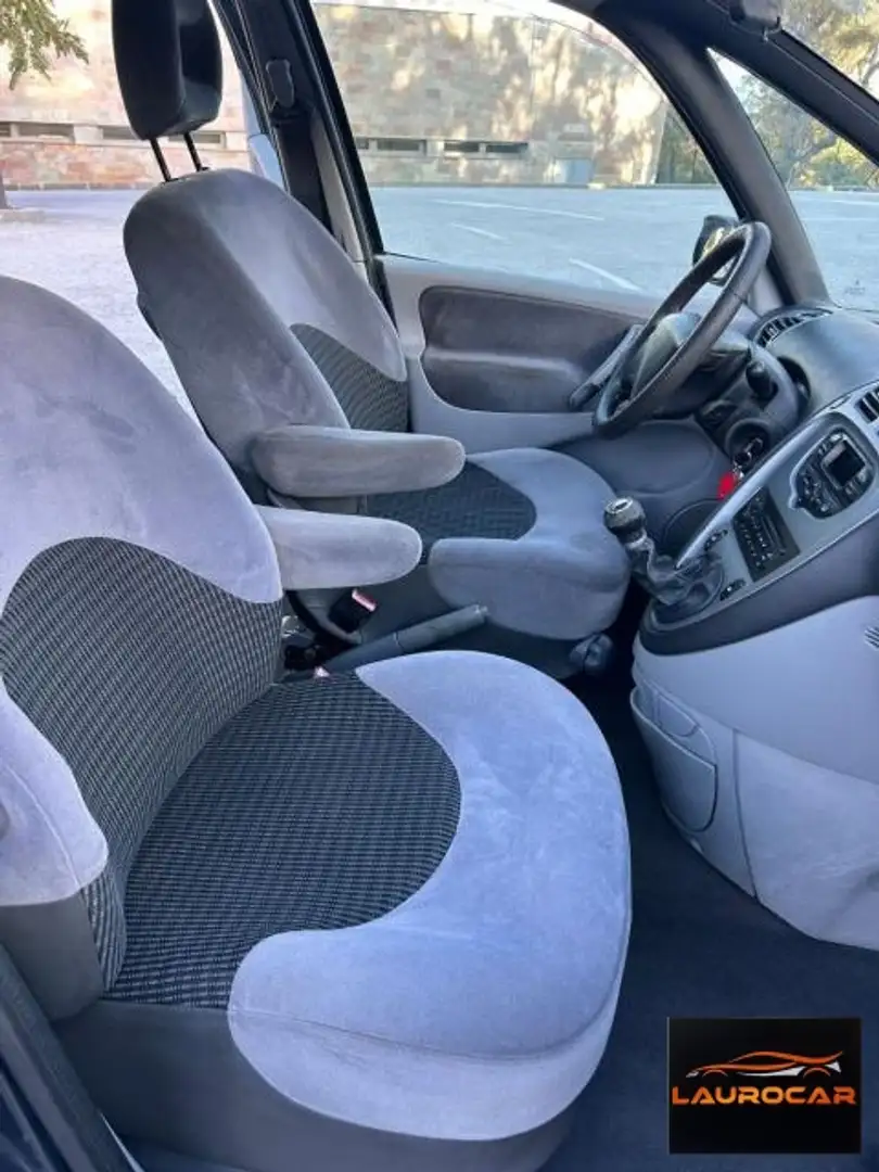 Citroen Xsara Picasso 1.6HDi Exclusive 92 Noir - 2