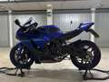 Yamaha YZF-R1 - thumbnail 1