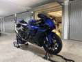 Yamaha YZF-R1 - thumbnail 3