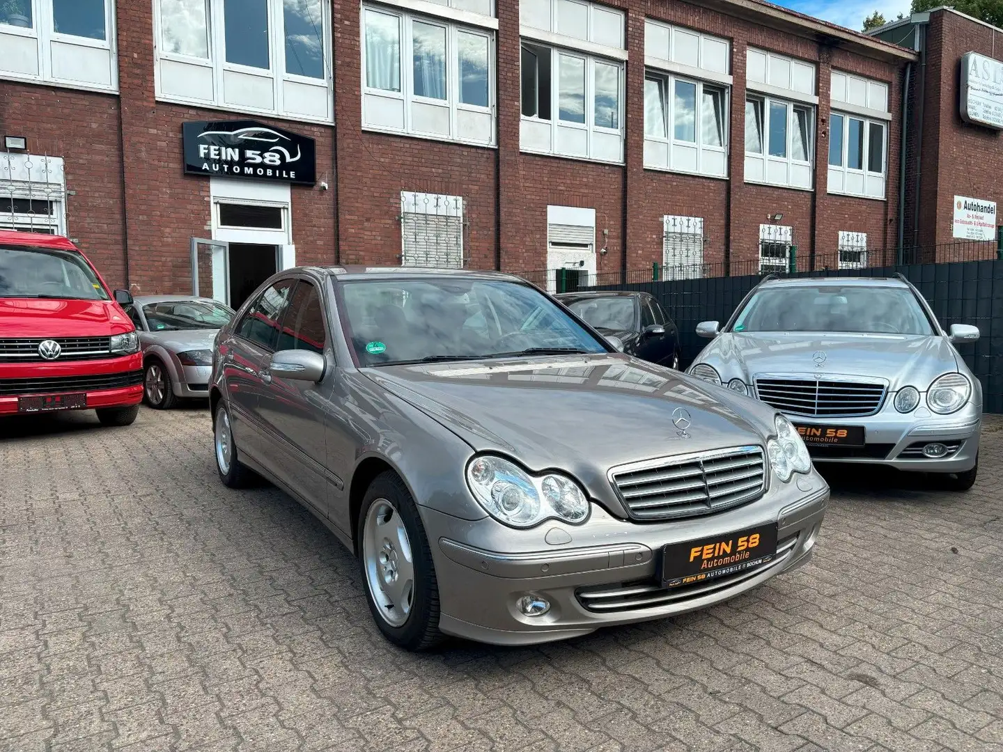 Mercedes-Benz C 200 C -Klasse Lim. C 200 Kompressor, HU/AU NEU Argent - 1