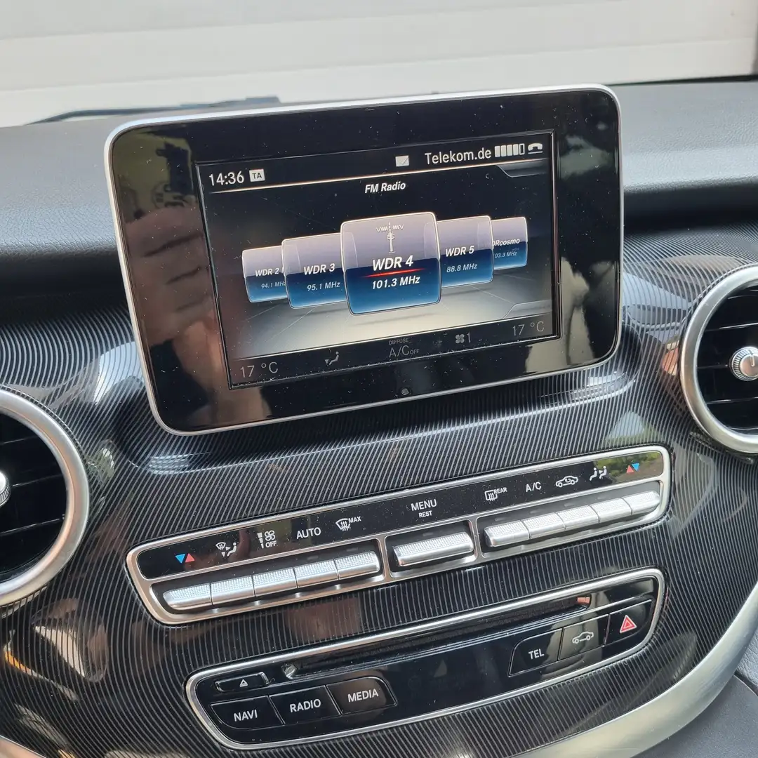 Mercedes-Benz V 200 V 200 (BlueTEC) d extralang 7G-TRONIC Schwarz - 1