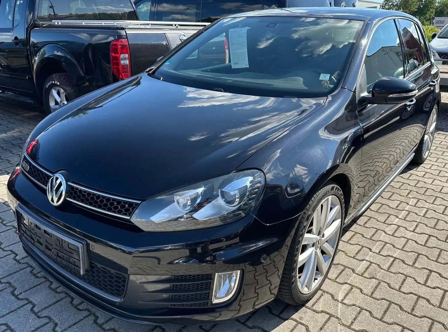 Volkswagen Golf 6 GTD 2.0 TDI*Leder*Navi*Xenon*Automat*VOLL Nero - 1