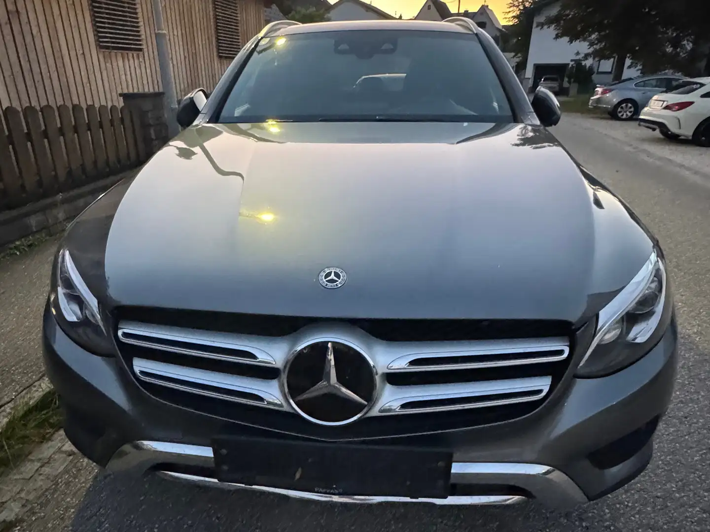 Mercedes-Benz GLC 350 GLC 350d 4MATIC Aut. Grau - 1