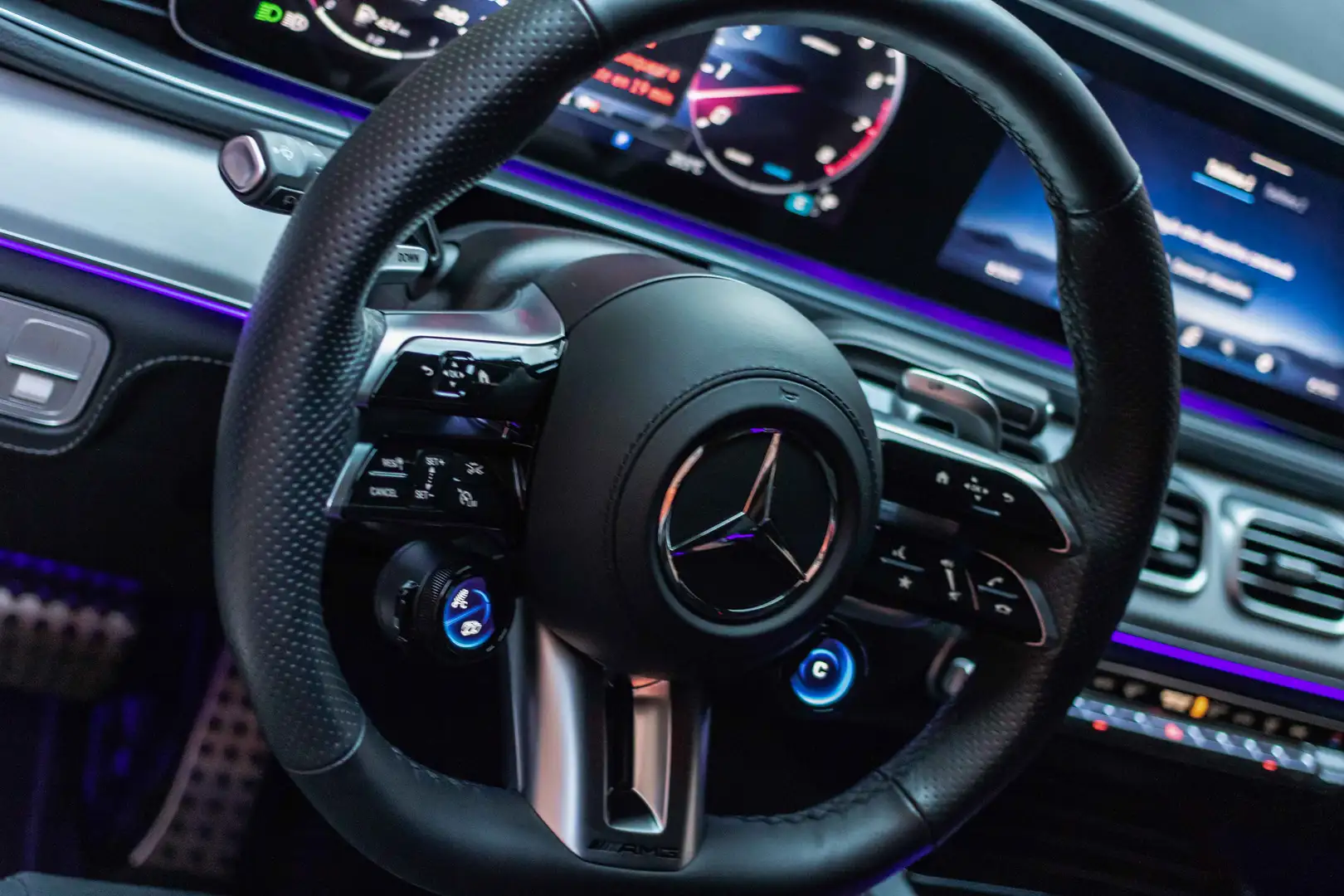 Mercedes-Benz GLE 53 AMG 4Matic Aut. Blanco - 2