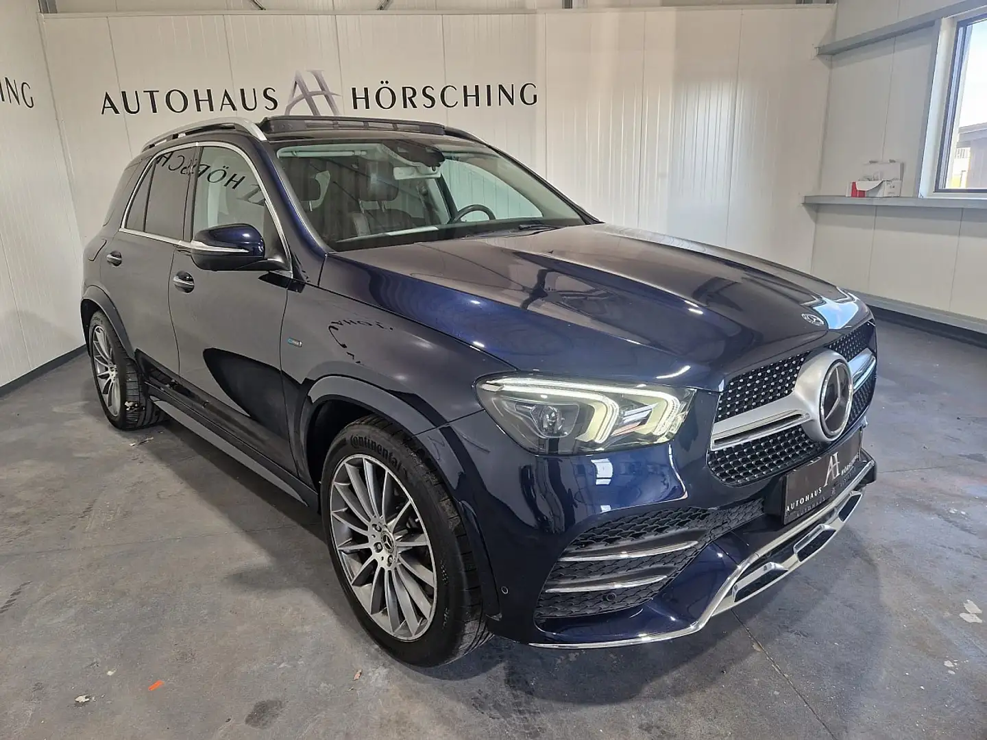 Mercedes-Benz GLE 350 de //AMG-Paket// PHEV 4Matic Aut. Blau - 1