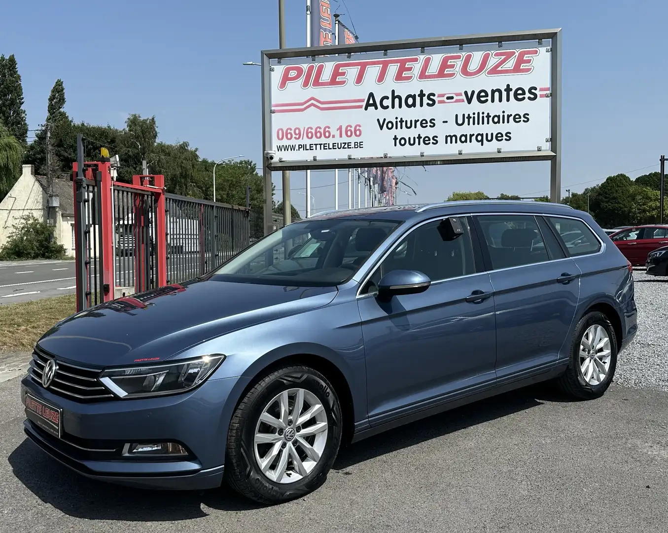 Volkswagen Passat Variant Passat SW 1.6 CR TDi Highline DSG Bleu - 2