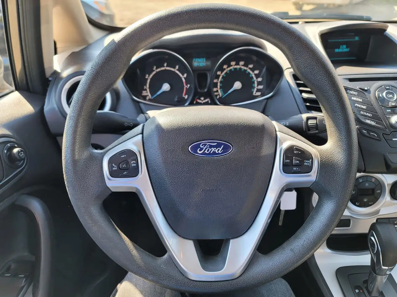 Ford Fiesta photo Ford Fiesta