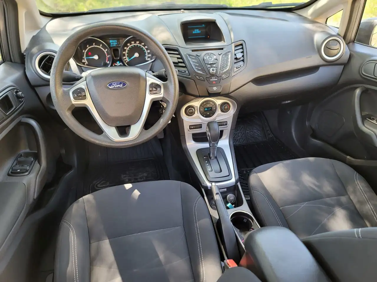 Ford Fiesta photo Ford Fiesta