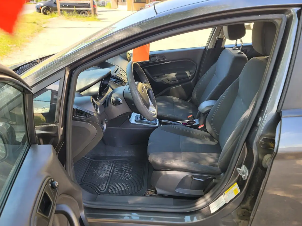 Ford Fiesta photo Ford Fiesta