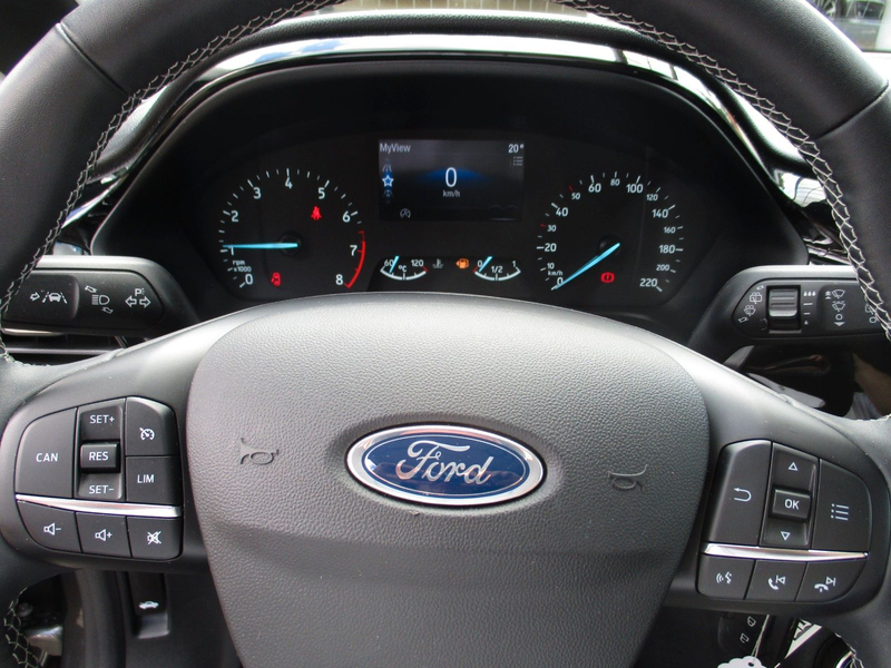 Ford Fiesta Titanium 5trg / Winterpaket/ Klimaauto — photo 8