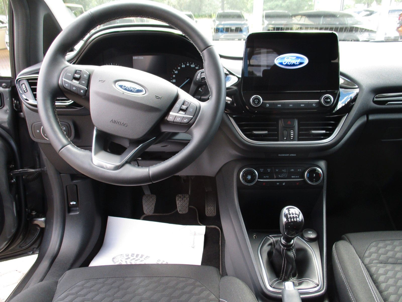 Ford Fiesta Titanium 5trg / Winterpaket/ Klimaauto — photo 6