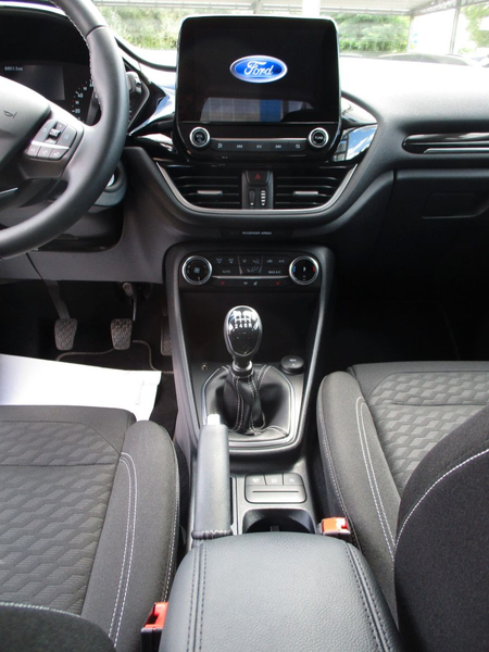 Ford Fiesta Titanium 5trg / Winterpaket/ Klimaauto — photo 7