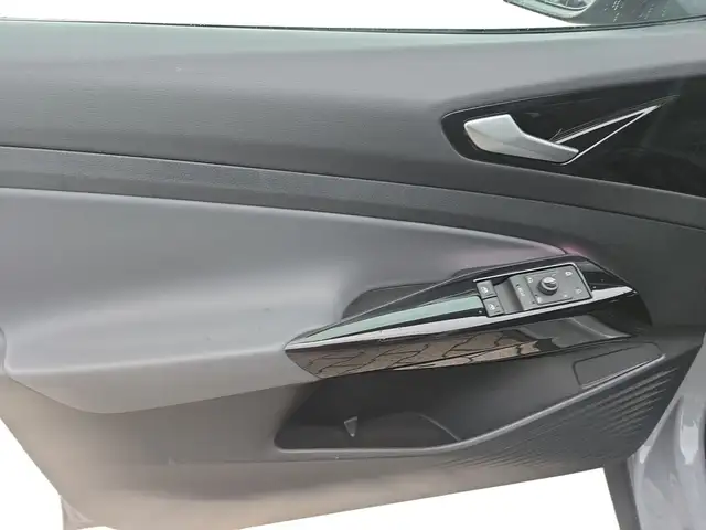 Volkswagen Id.4 view 11