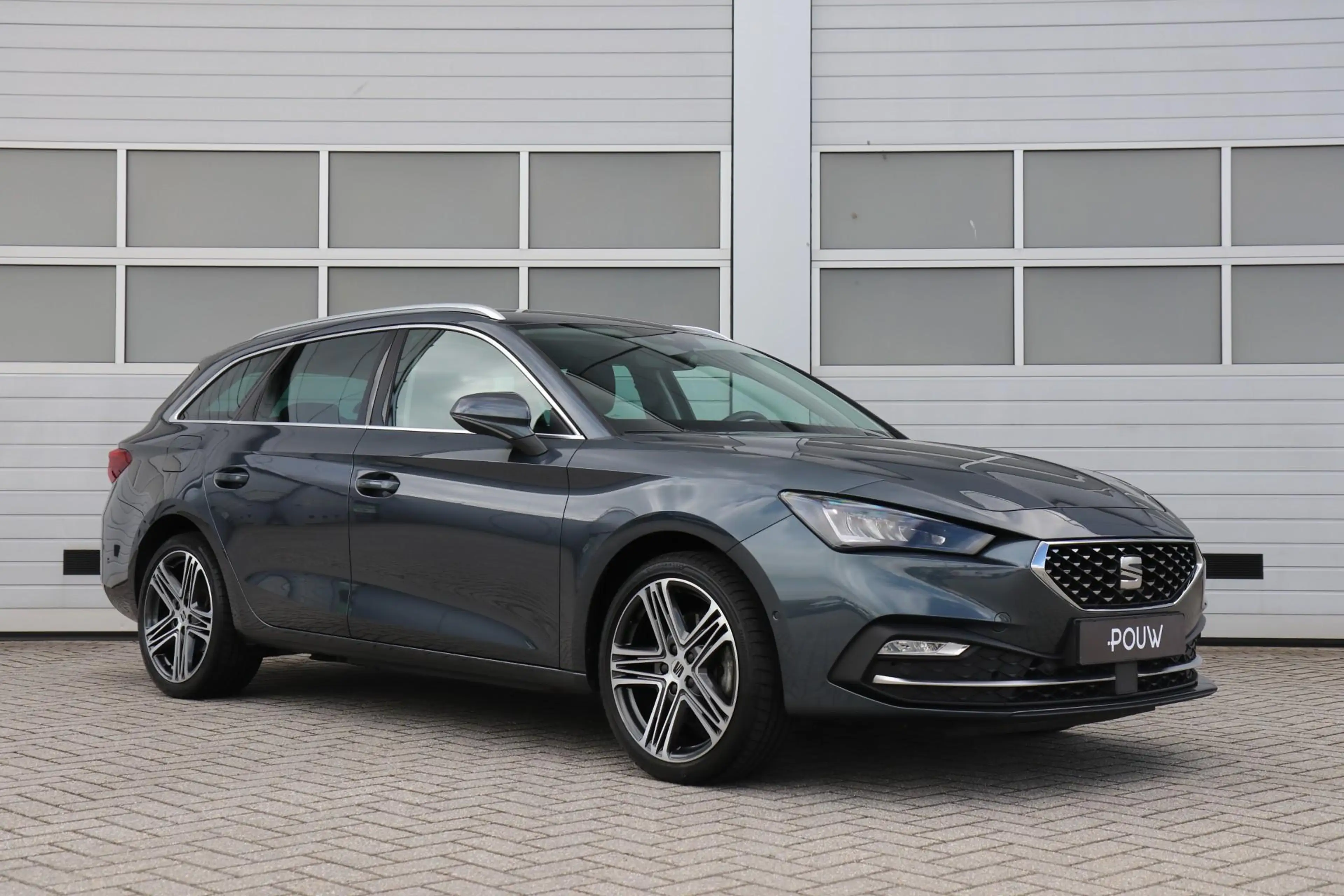 SEAT Leon e-Hybrid Sportstourer 1.4 TSI eHybrid 204pk PHEV Excellence — photo 9