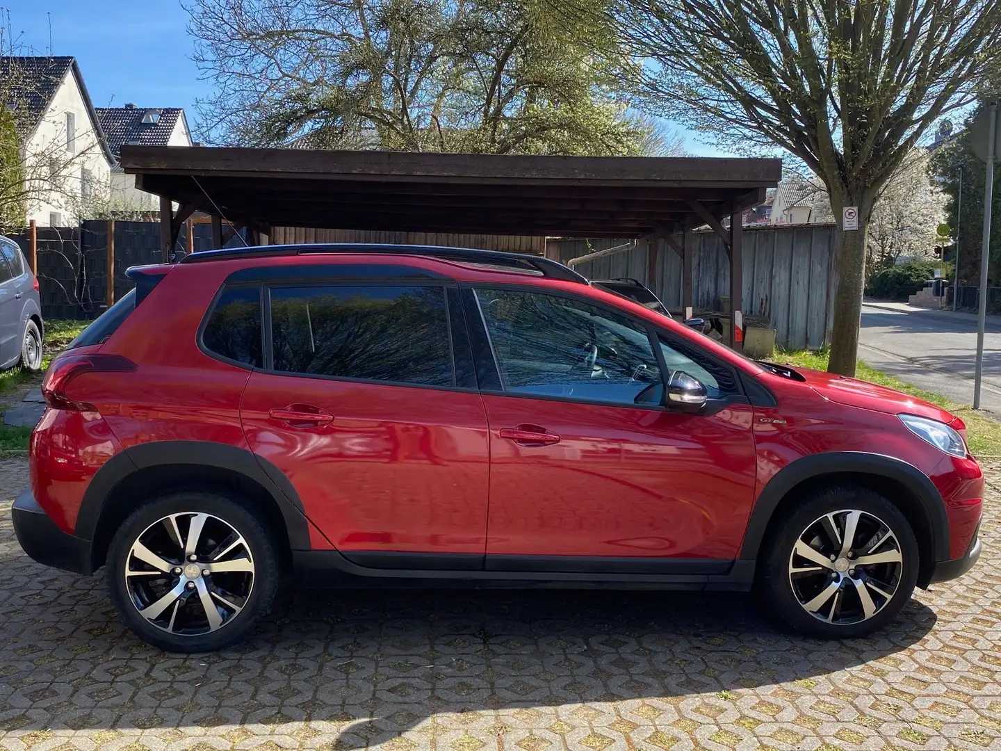 Peugeot 2008 Allure GT-Line Edition Rot - 2