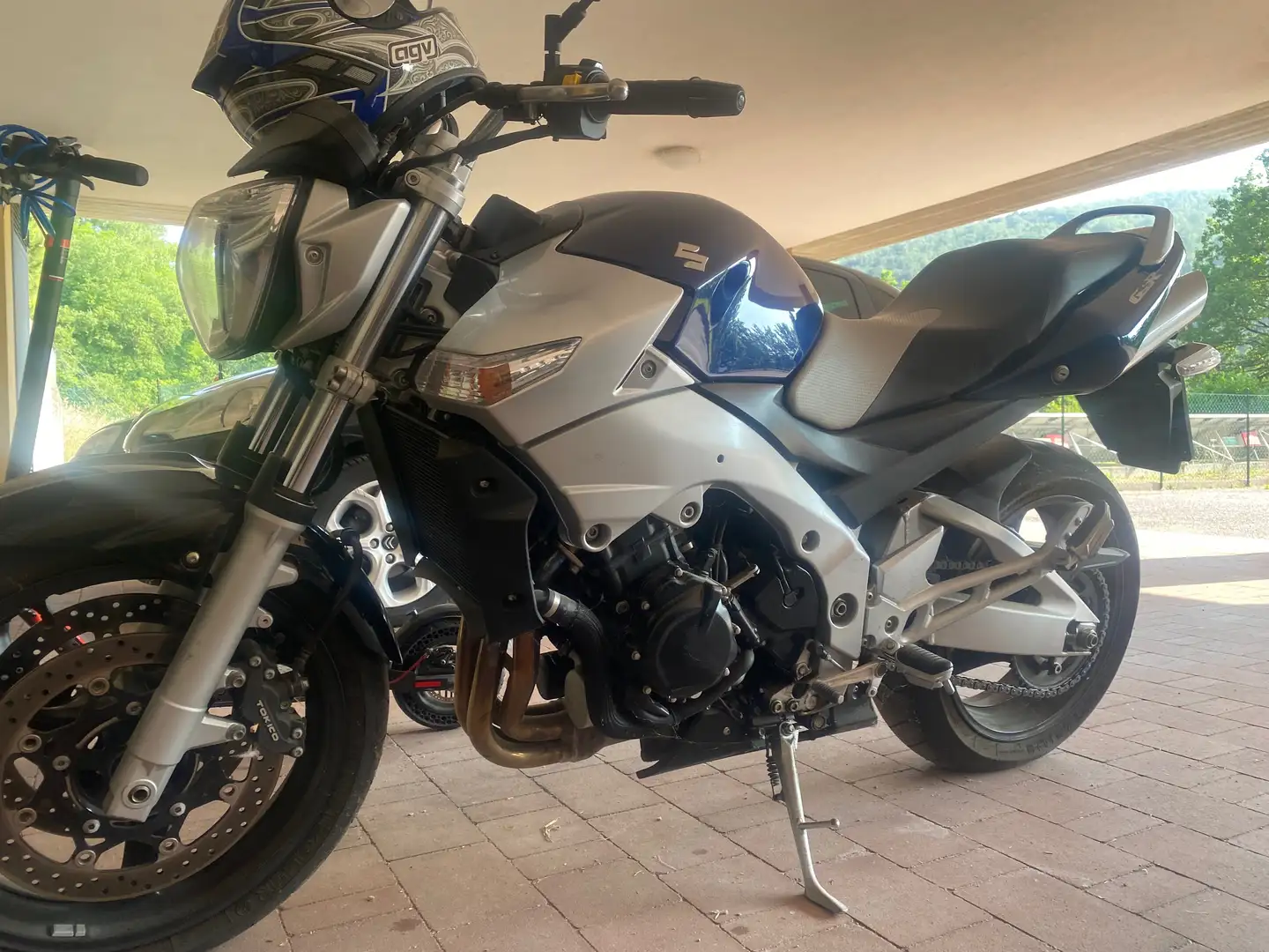 Suzuki GSR 600 Blu/Azzurro - 1