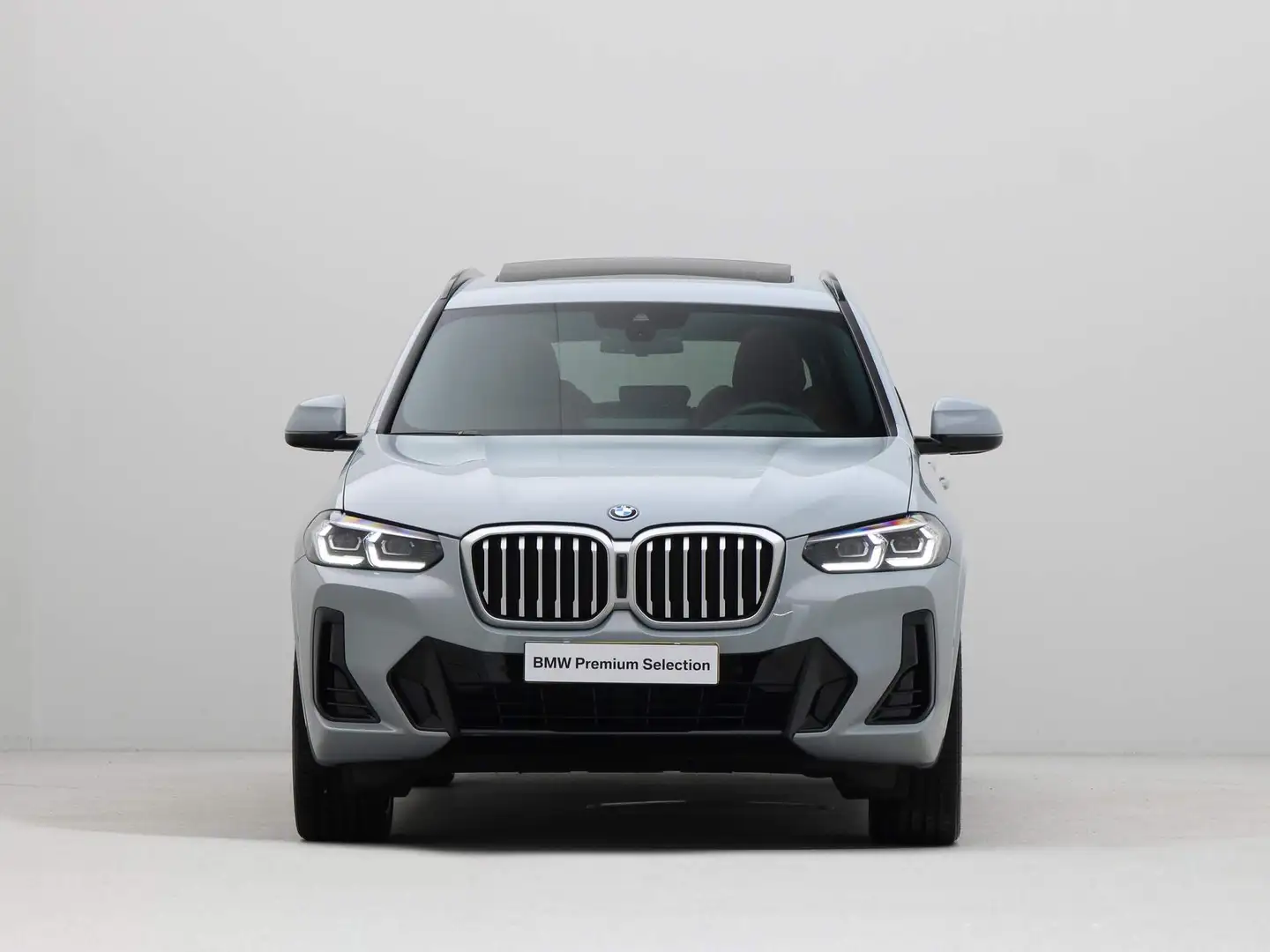 BMW X3 xDrive 30e High Executive M Sport Grijs - 2