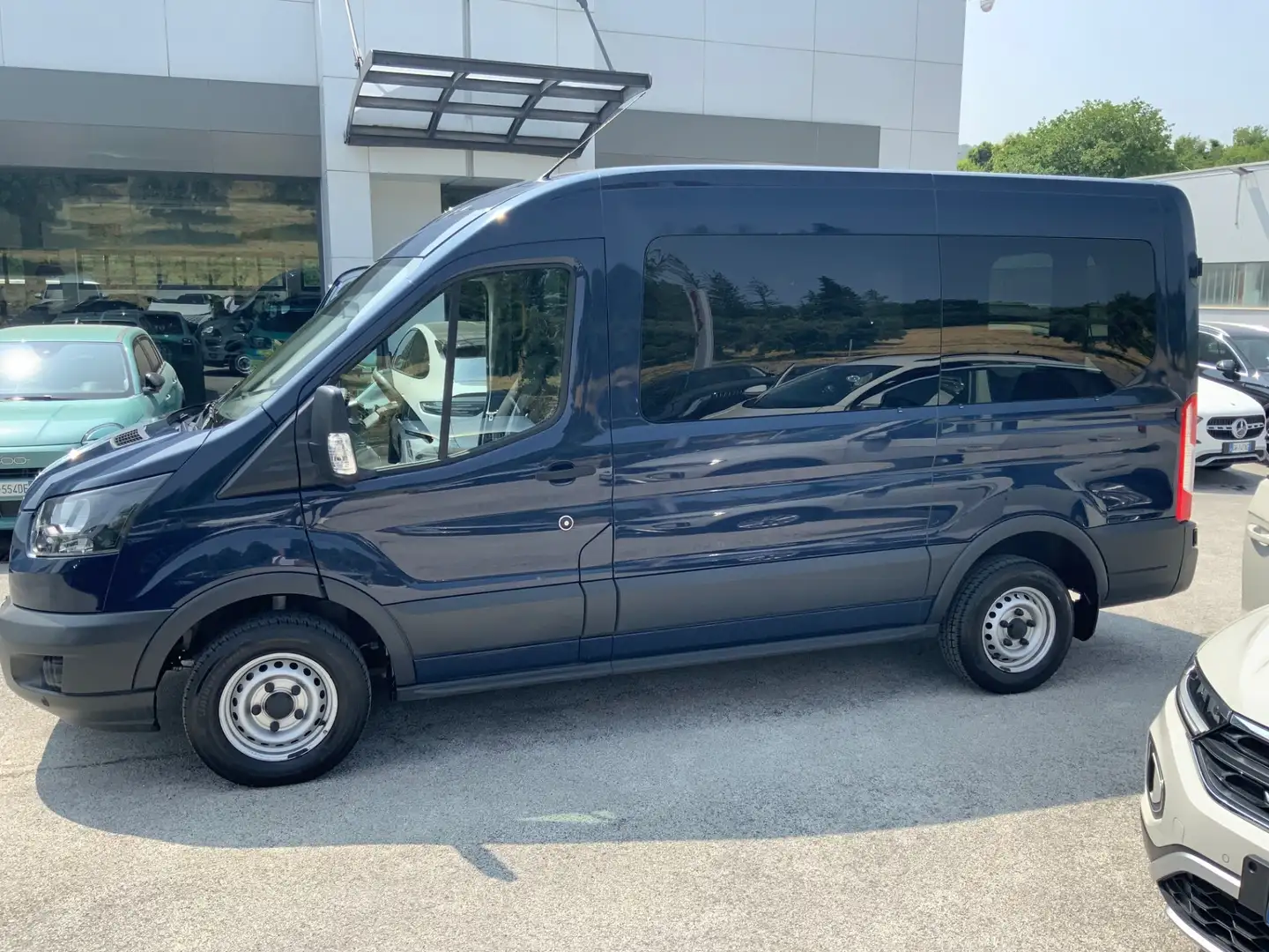 Ford Transit 310 2.0TDCi EcoBlue 130CV PM-TM Combi Trend 8 POST Azul - 1