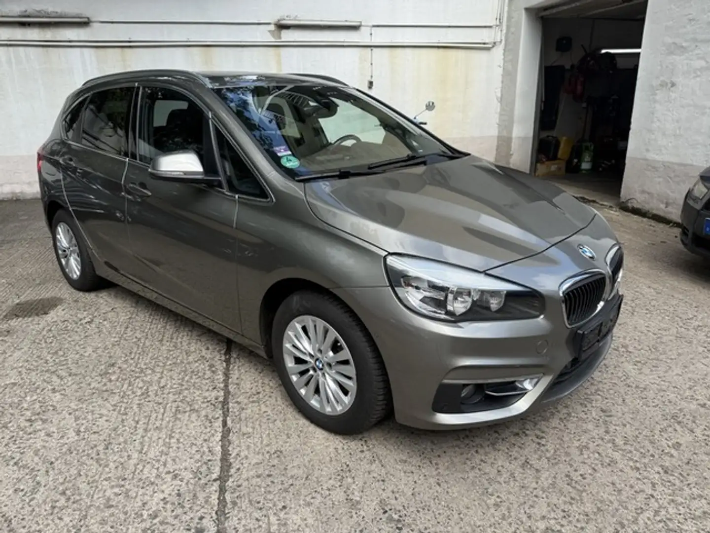 BMW 218 Active Tourer i Luxury Line Leder Schiebed. Schwarz - 1