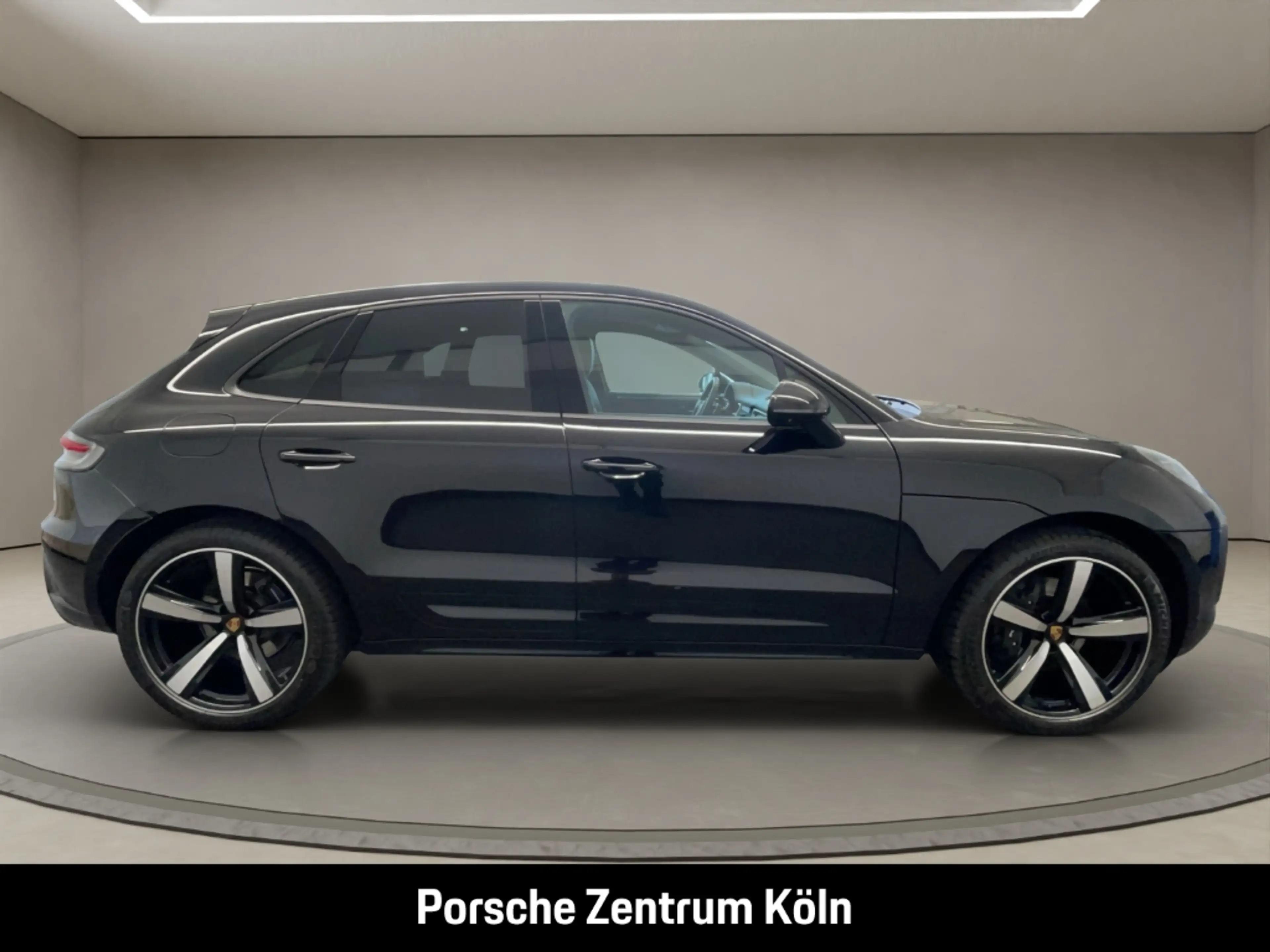 Porsche Macan Sportabgas Surround-View BOSE PASM 21-Zoll — photo 6