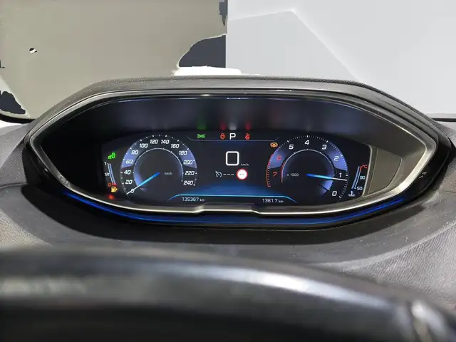 Peugeot 3008 view 10