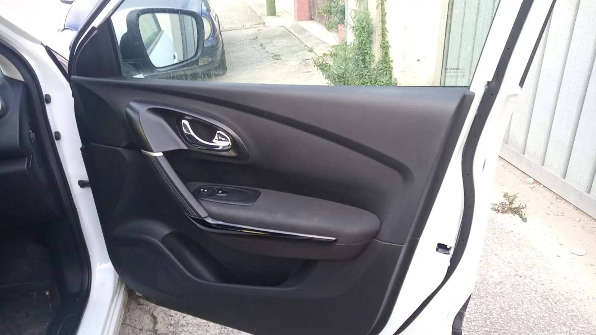 Renault Kadjar 1.5 sport edition EDC automatico Bianco - 2