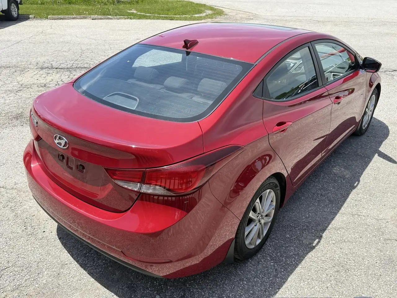 Hyundai ELANTRA снимка Hyundai ELANTRA