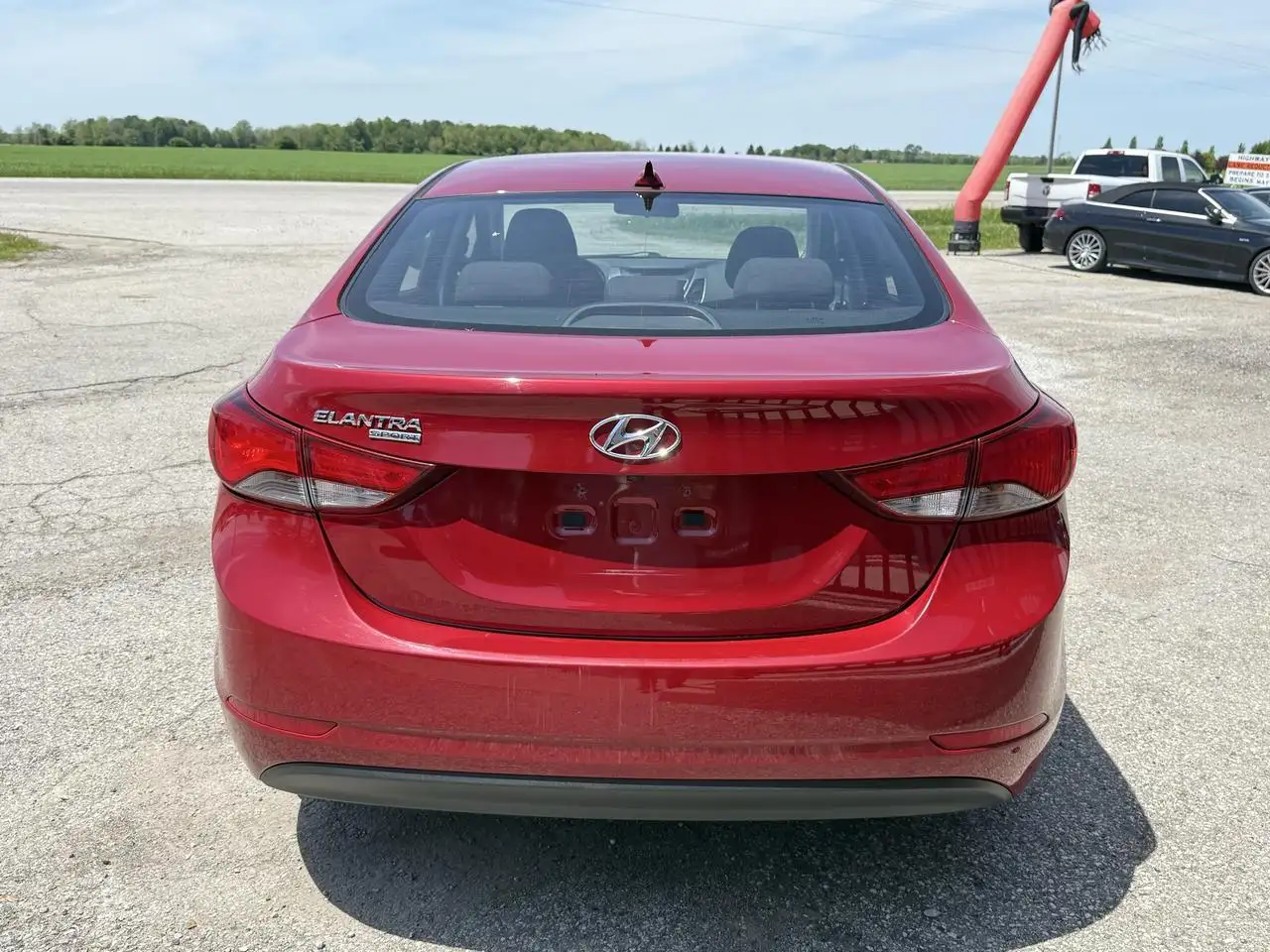 Hyundai ELANTRA снимка Hyundai ELANTRA