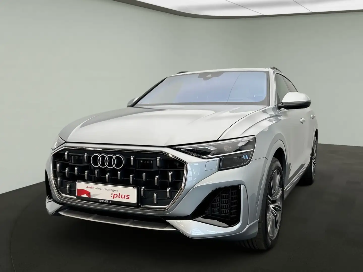 Audi Q8 55 TFSI e quattro S line*Navi*Matrix*Alu*B&O* Argent - 2