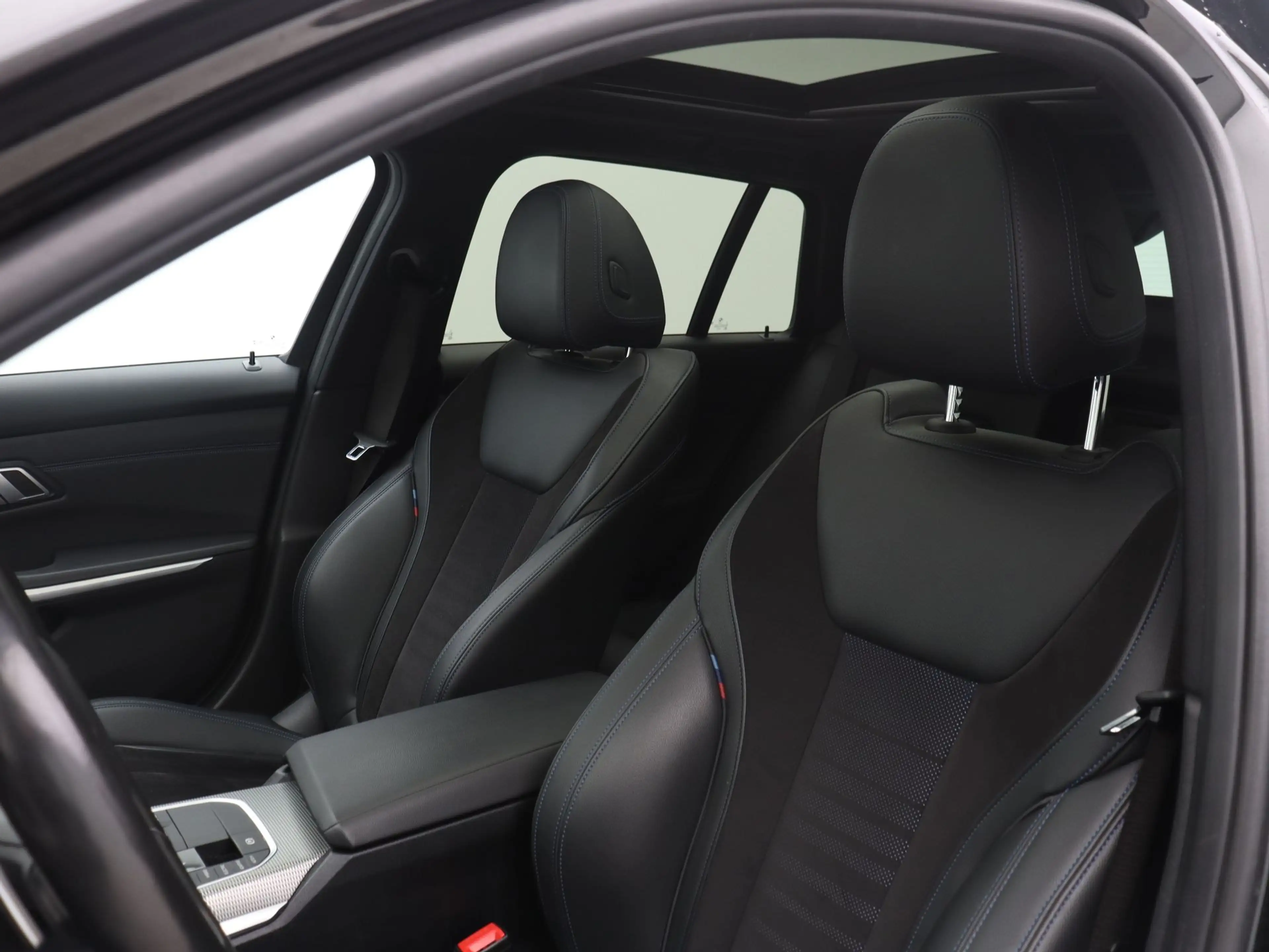 BMW 330 3 Serie 330e Touring xDrive High Executive M Sport — photo 5