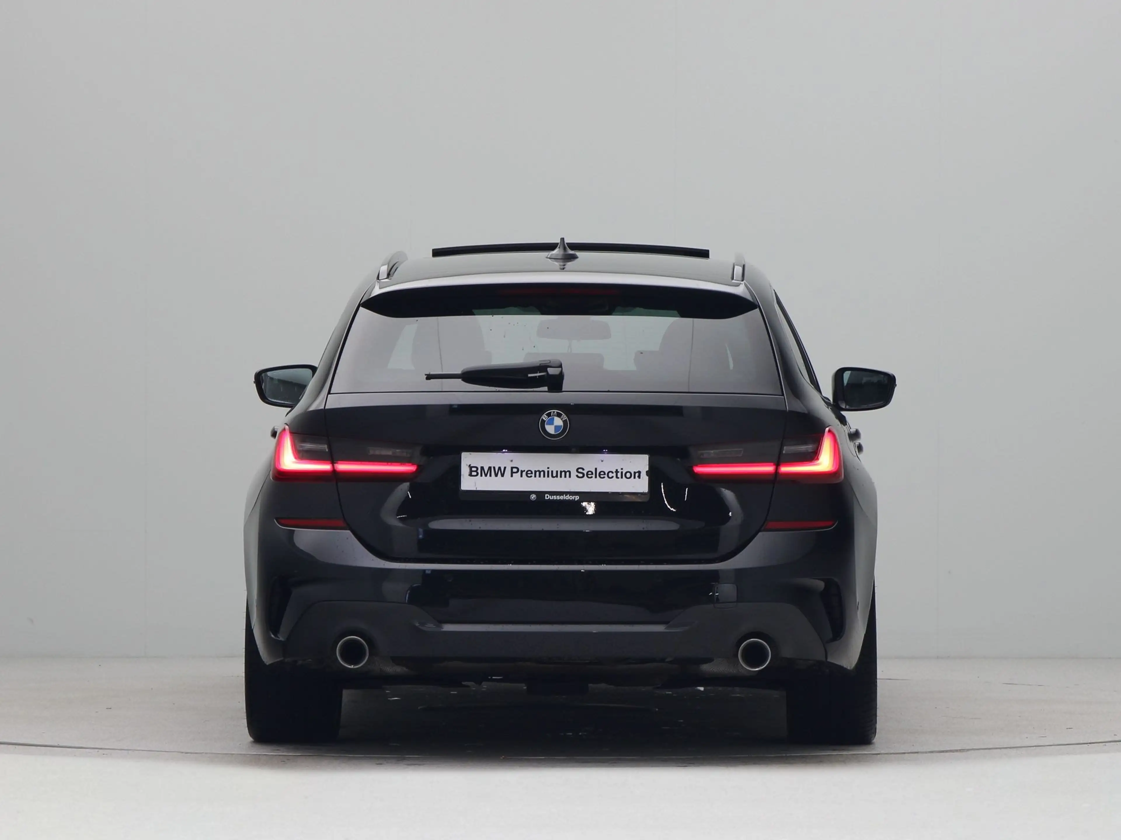 BMW 330 3 Serie 330e Touring xDrive High Executive M Sport — photo 10
