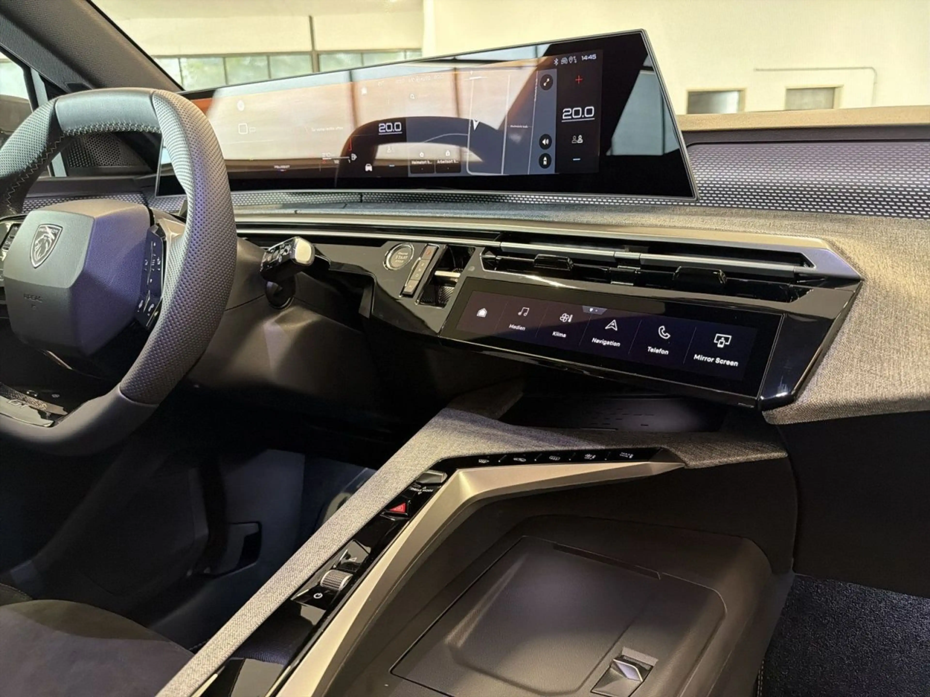 Peugeot 5008 GT Exclusive — photo 11