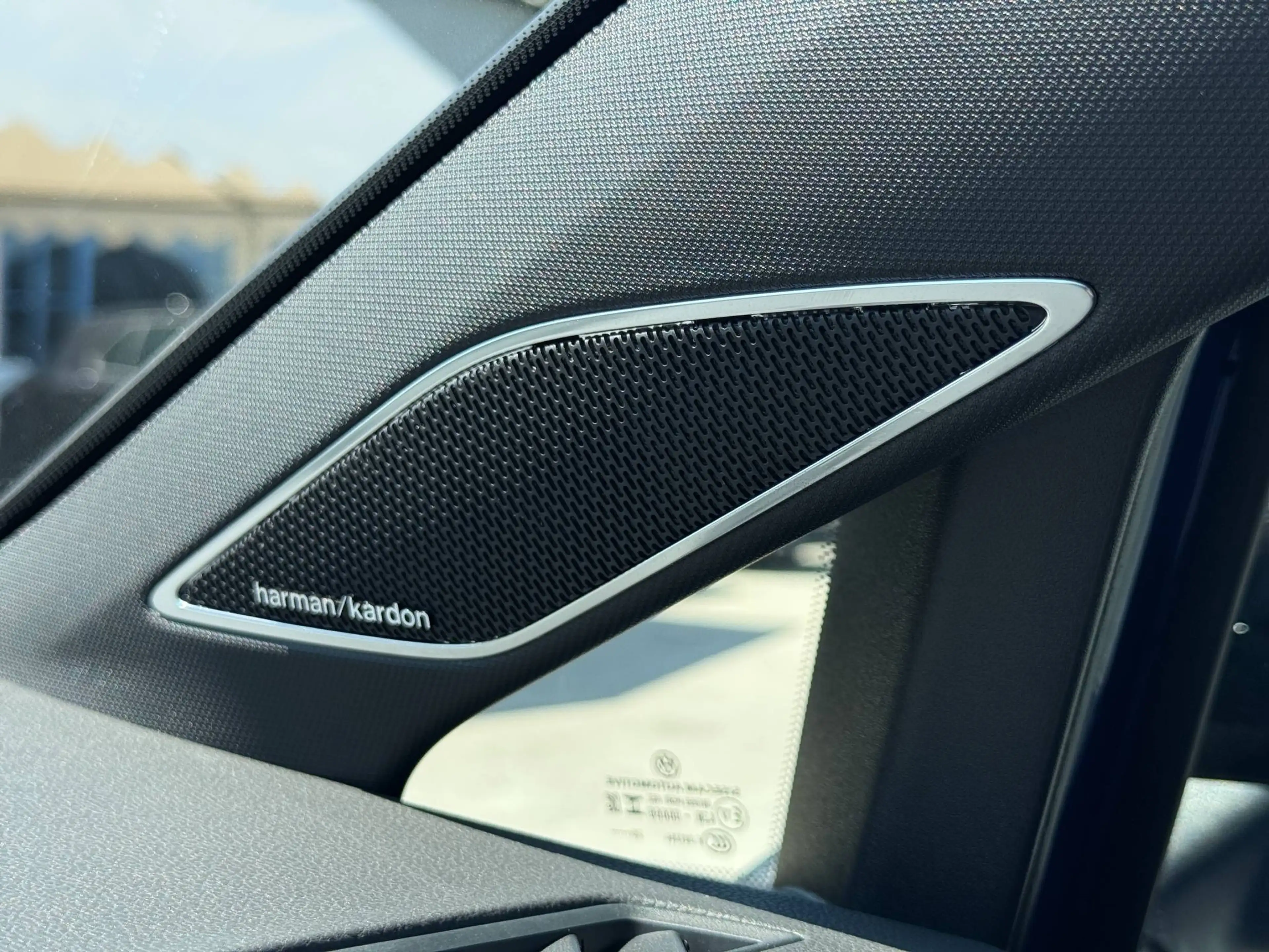 Volkswagen Golf R 2.0 TSI 333PK 4Motion Black Edition DSG•PANO•H&K SOUND•IQ LED-Matrix•Trekhaak — photo 5