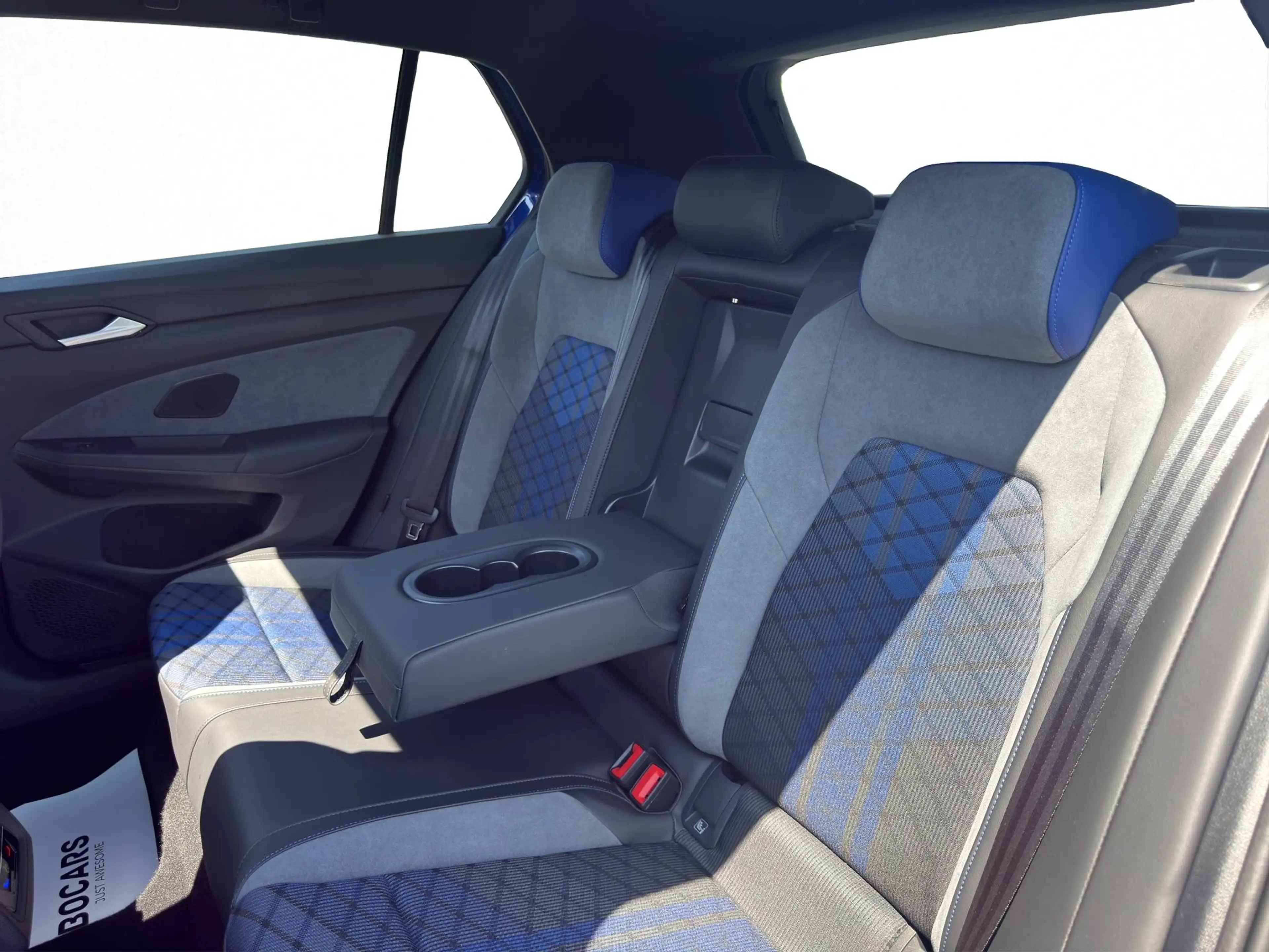 Volkswagen Golf R 2.0 TSI 333PK 4Motion Black Edition DSG•PANO•H&K SOUND•IQ LED-Matrix•Trekhaak — photo 14