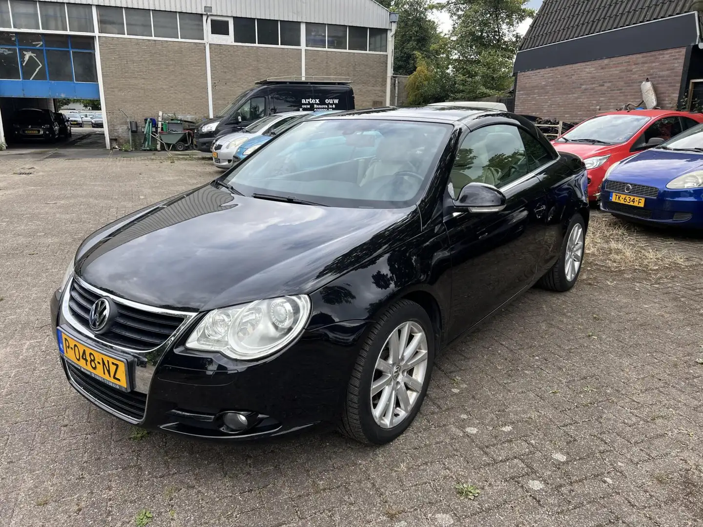 Volkswagen Eos 2.0 TDI Zwart - 1
