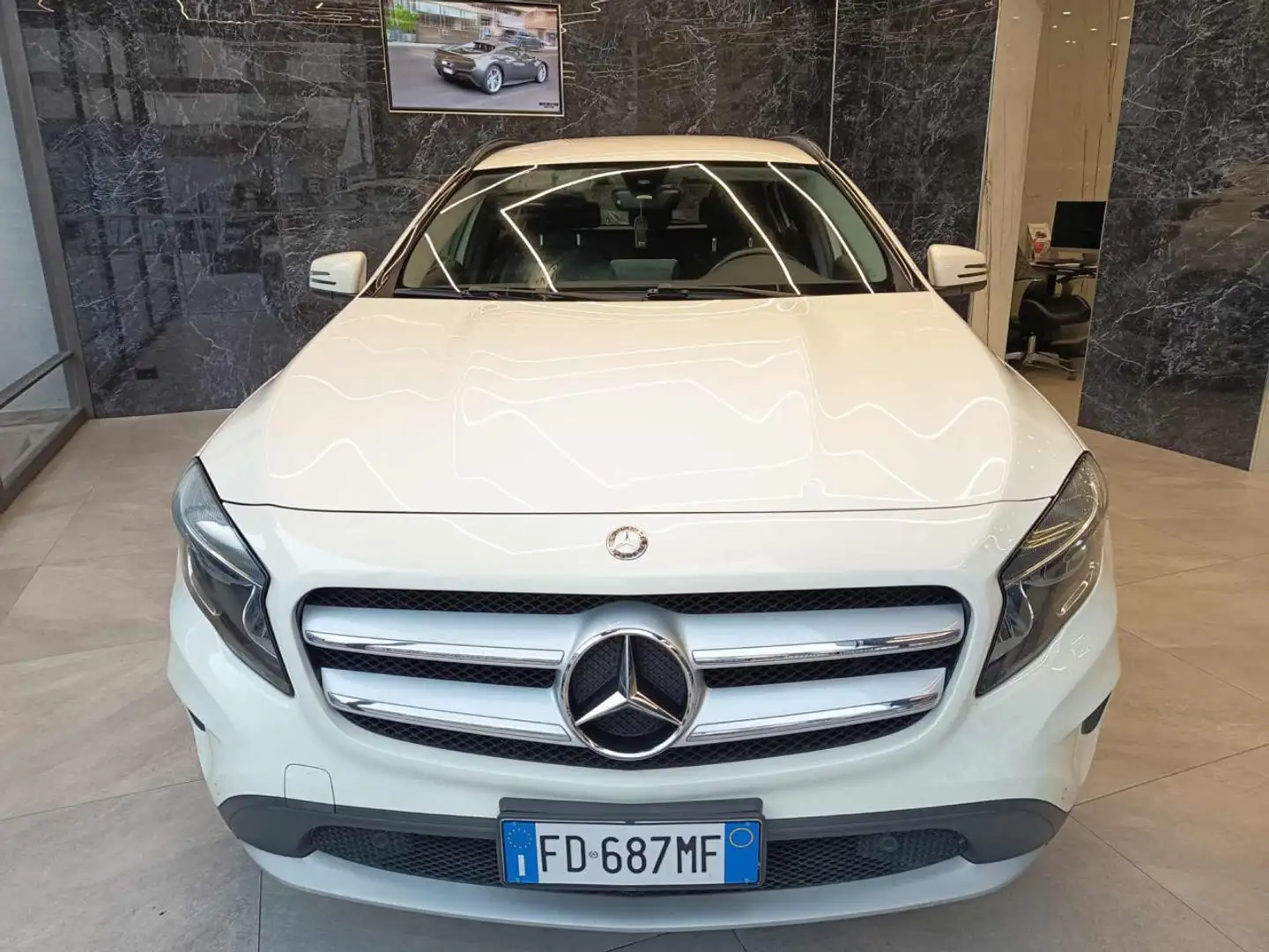 Mercedes-Benz GLA 200 d Automatic 4Matic Premium Bianco - 1