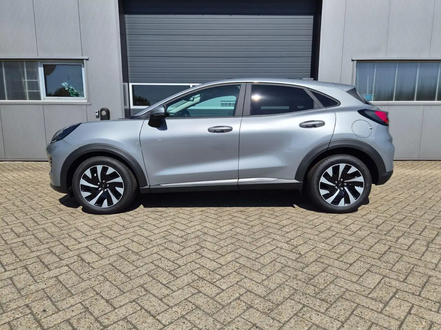 Ford Puma Titanium 1.0 Hybrid 125PS Autom. Klimaautomatik... Silber - 2
