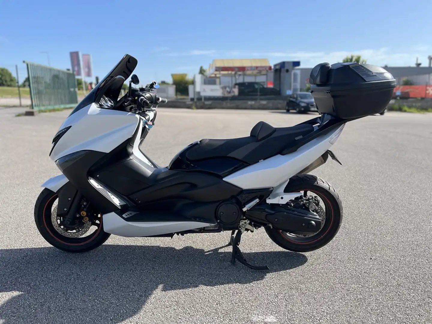 Yamaha TMAX 500 - 1