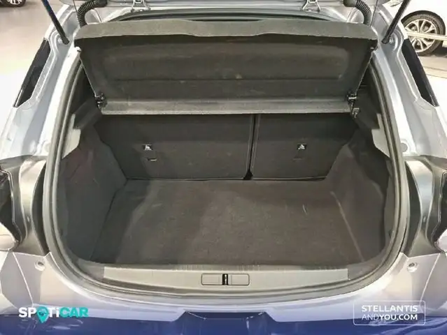 Lancia Ypsilon view 6