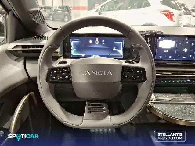 Lancia Ypsilon view 13