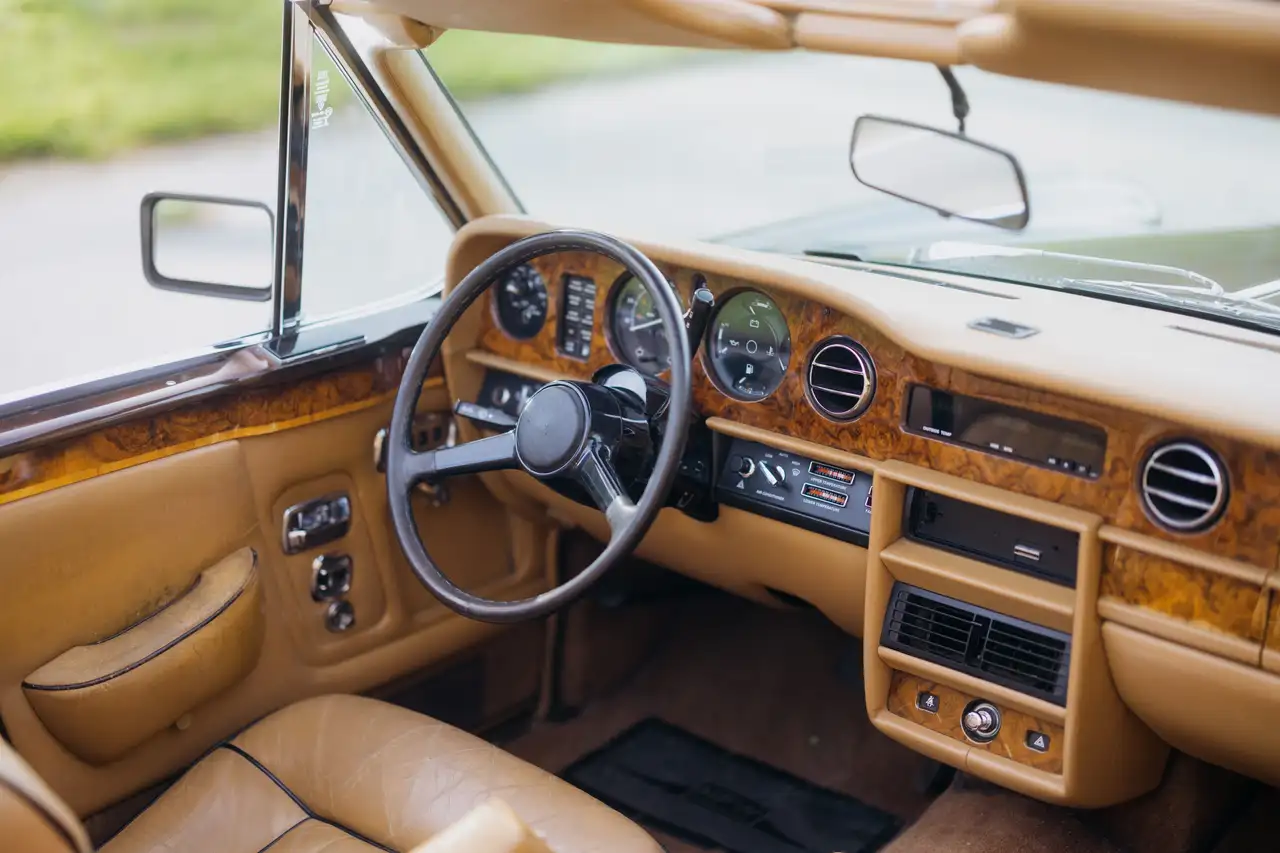 Rolls-Royce Corniche, foto 4