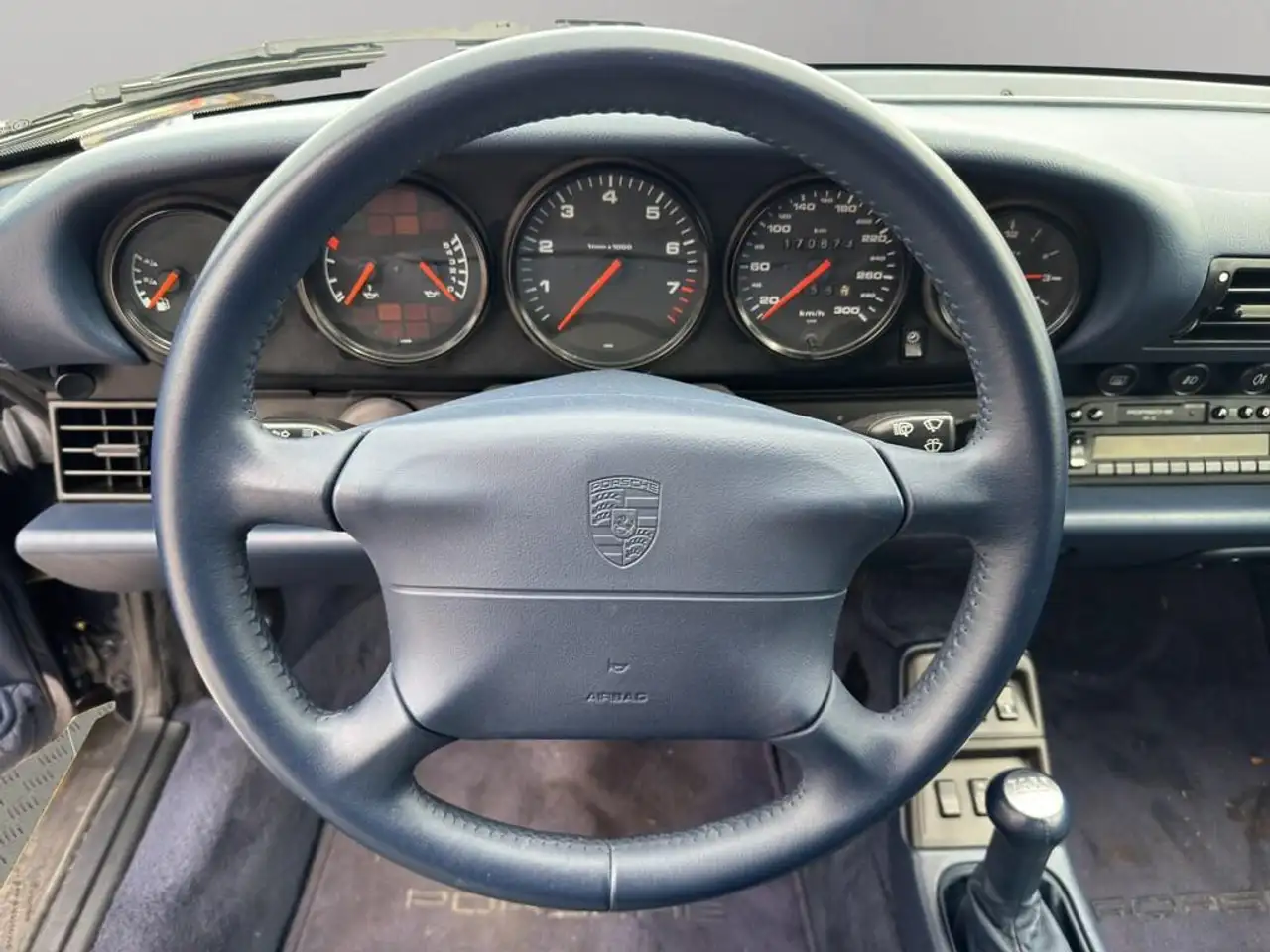 Porsche 911 3.6 Carrera 4 coupe, foto 10