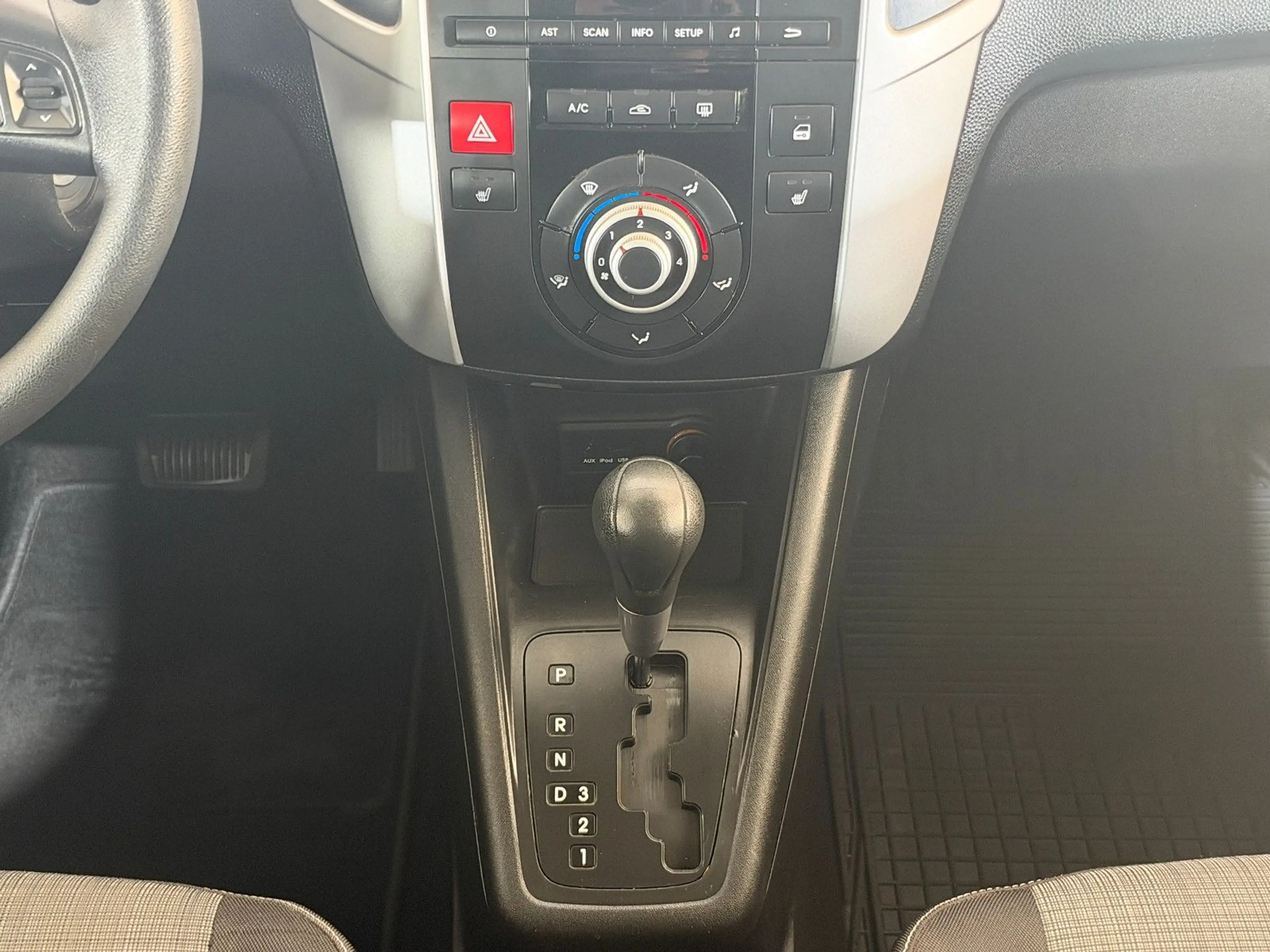 Kia Venga 1.6 Automatik — photo 14
