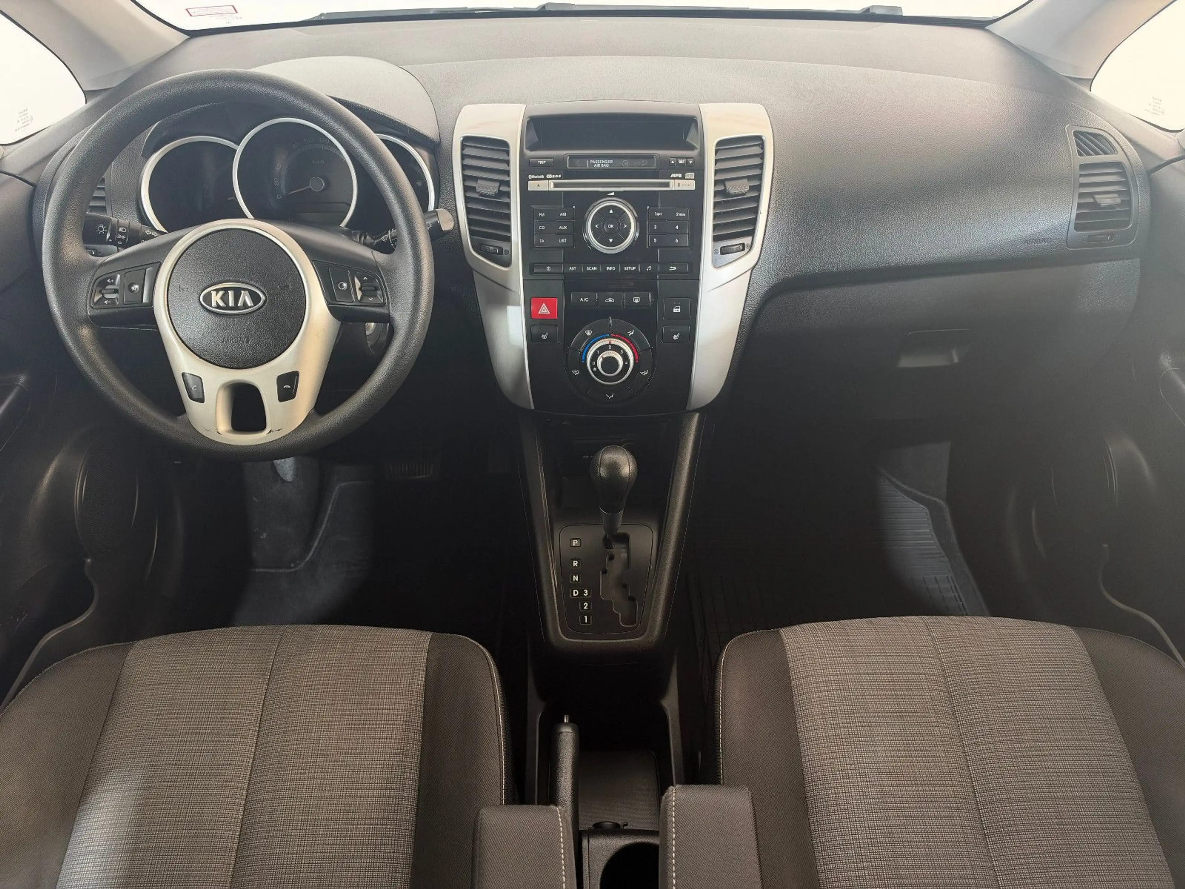 Kia Venga 1.6 Automatik — photo 11