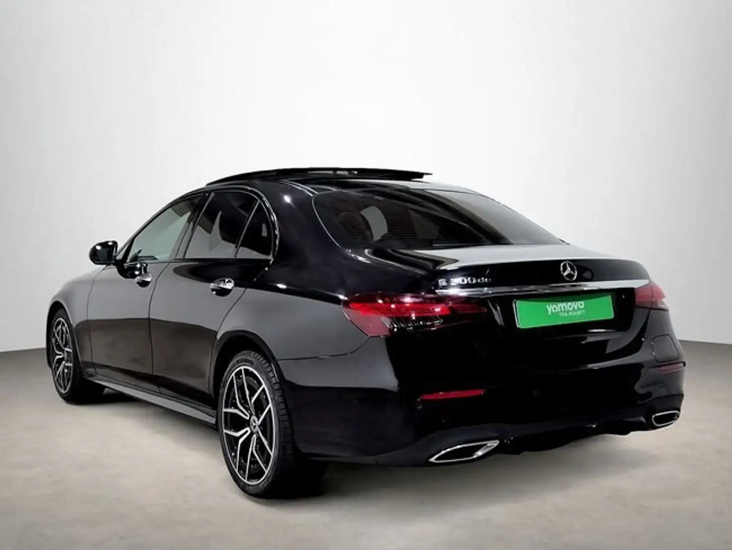 Mercedes-Benz E 300 E-CLASS 2.0 DE AUTO 4P (AMG LINE) Negro - 2