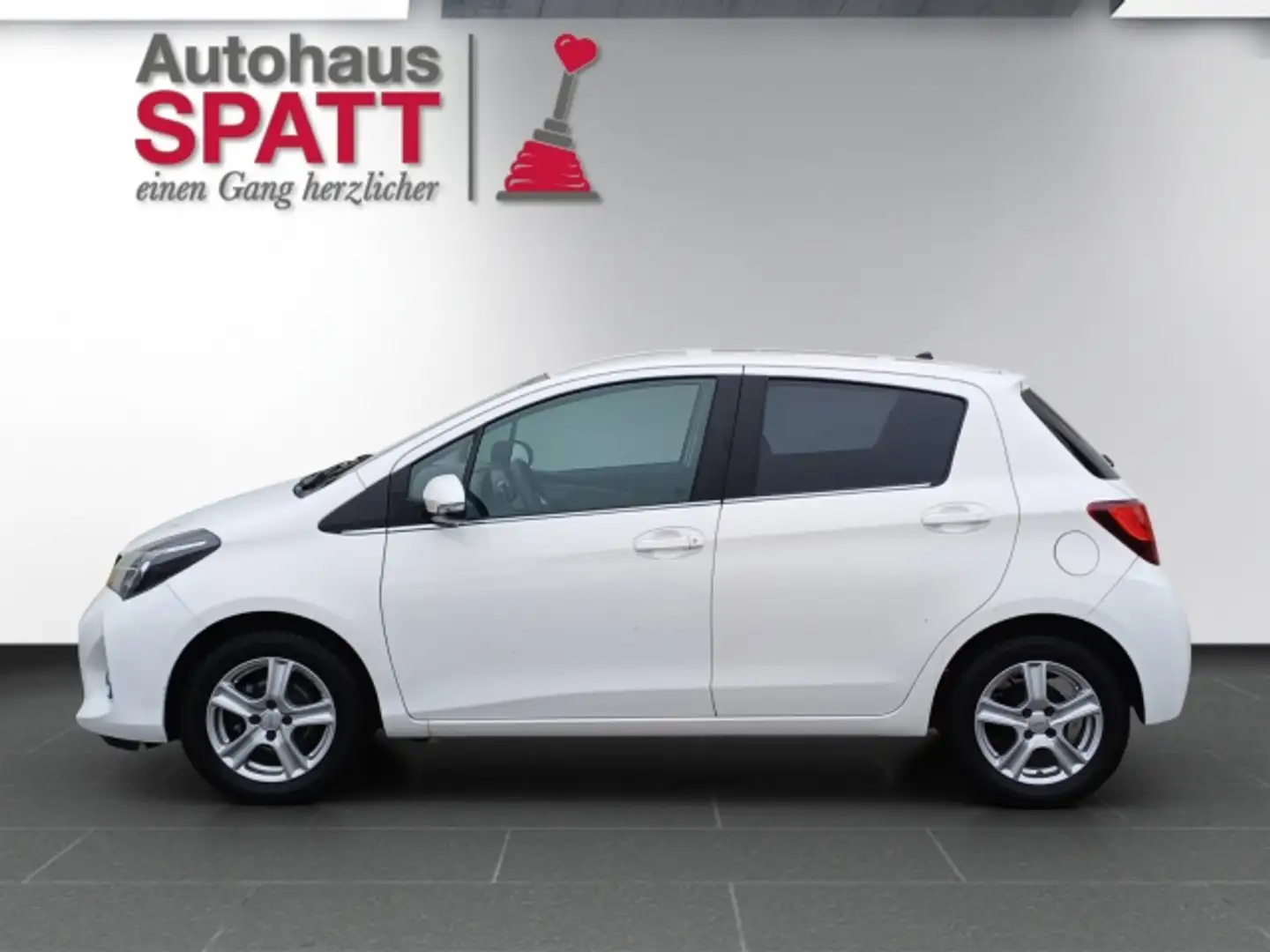 Toyota Yaris 1,33 dVVT-i Active !! Neuzugang !! Weiß - 2