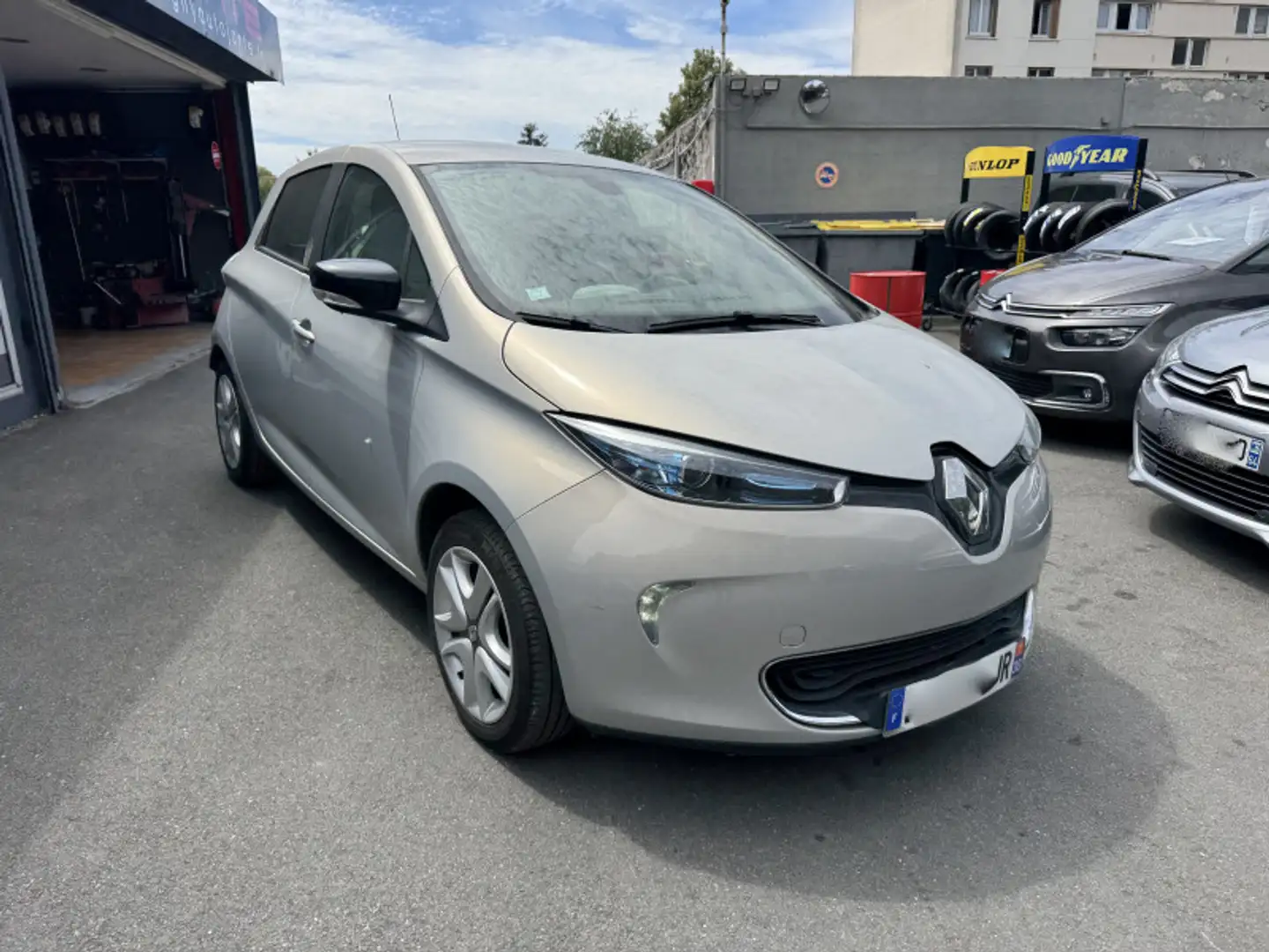 Renault Rapid ZEN CHARGE RAPIDE Q90 41 KWH AUTONOMIE 250 KM 1ER  Gris - 2