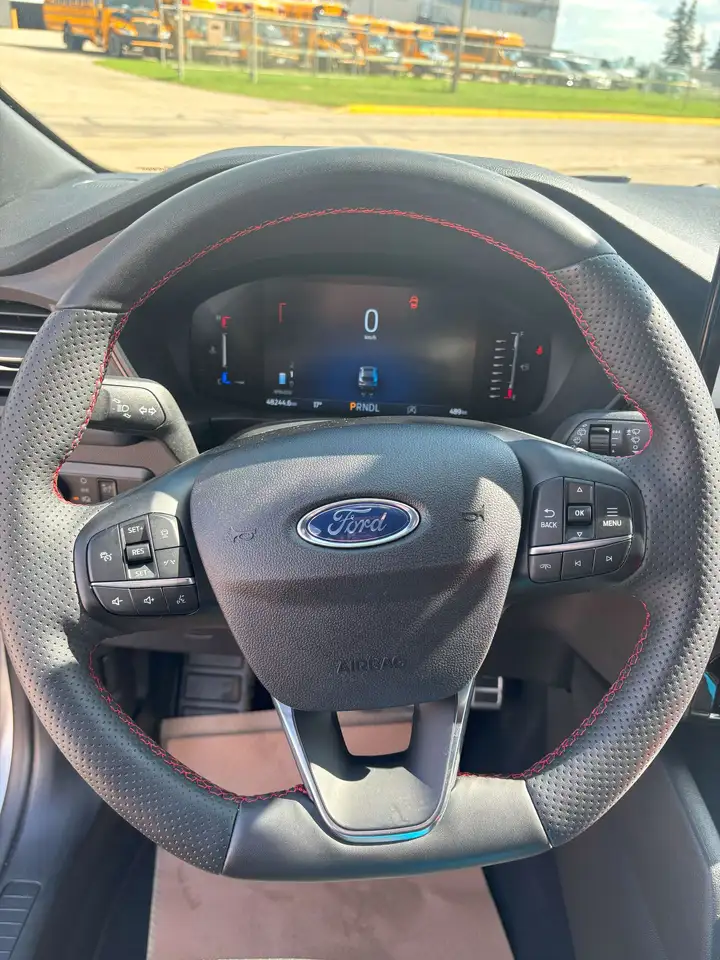 Ford Escape снимка Ford Escape